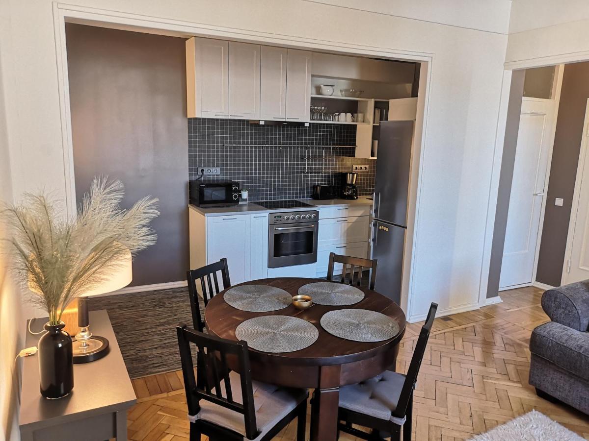 Gonsiori 3 Tenors Apartment Talin Exterior foto
